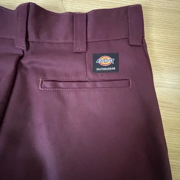 Dickies Men's Chinos in Deep Burgundy - Picture 5 of 10
